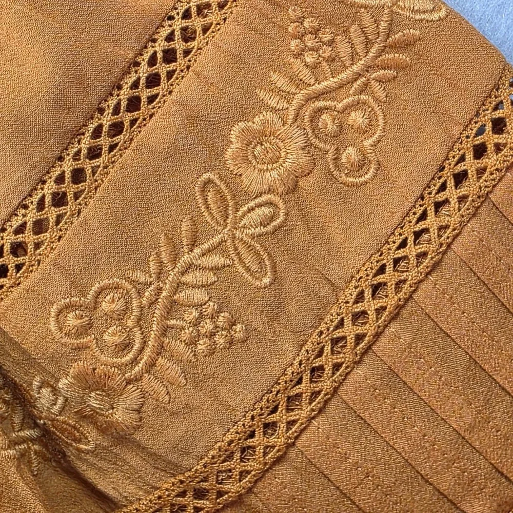Loft Puff Sleeve Top Womens XL Boho Crochet Lace Embroidered Vneck Gold Mustard